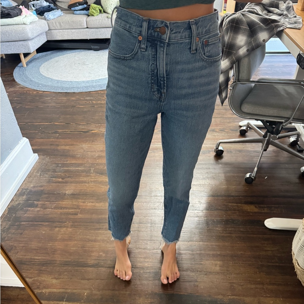 Maxwell high waisted jeans. Comfy fit size 25